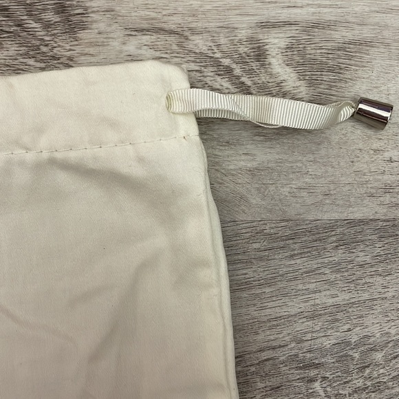 Alexandre Birman Off White Drawstring Dust Bag Approximately 11" X 15" - Picture 3 of 7